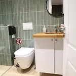 Bed & Breakfast Lab 3*
