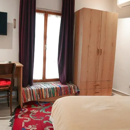 Bed and breakfast Agora 3*