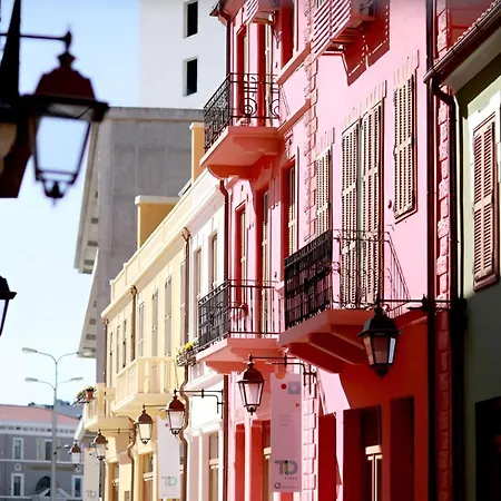 Lab Bed & Breakfast فندق مبيت وإفطار فلورا