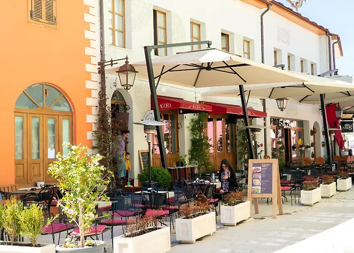 住宿加早餐酒店 Agora Vlorë